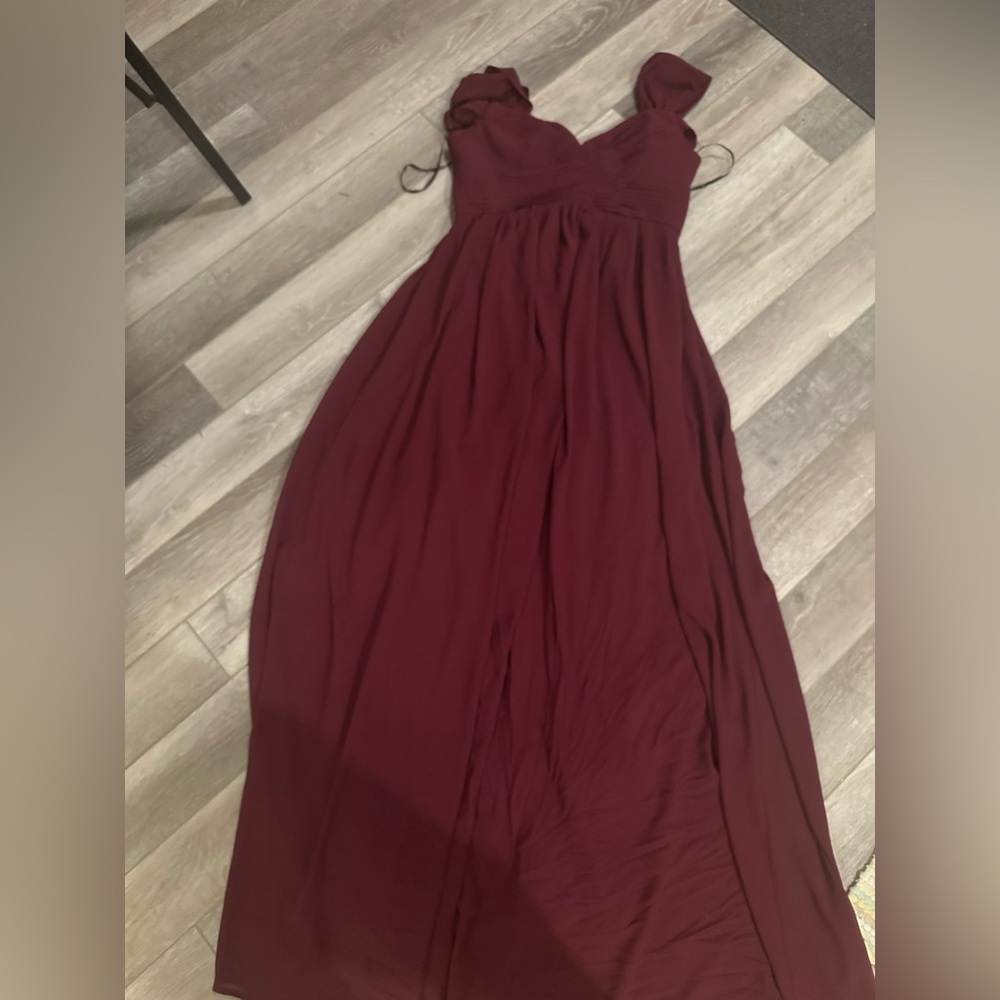 Lulus burgundy long dress